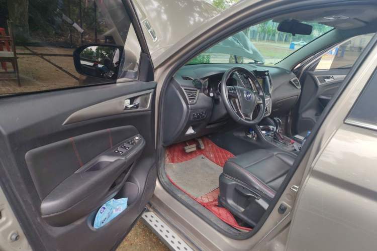 Used CHANGAN CS75 2016 1.8T Automatic Elite Model China V Standard Driver Seat