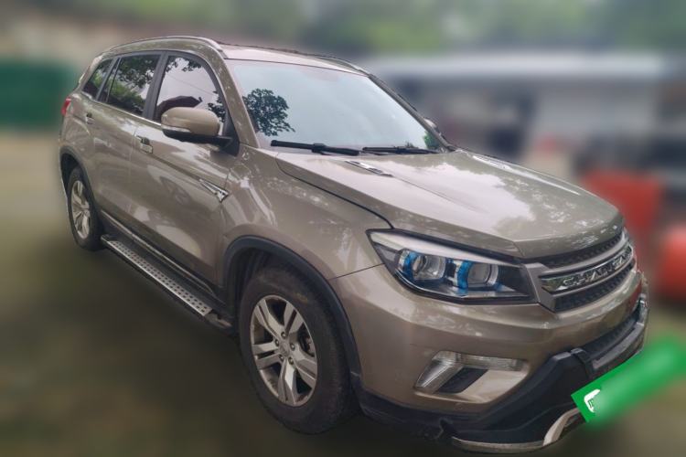Used CHANGAN CS75 2016 1.8T Automatic Elite Model China V Standard Front Right 45 Deg