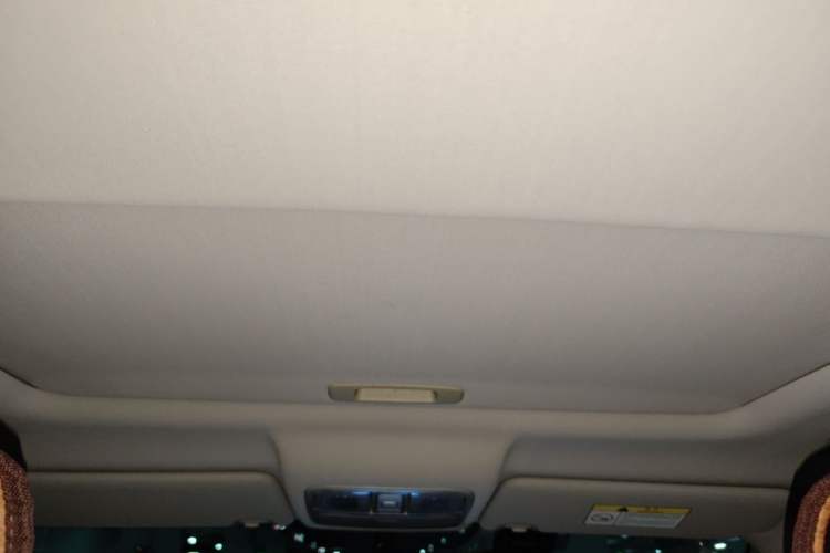 Used CHANGAN CS75 2016 2.0L Manual Luxury Version China V Standard Headliner