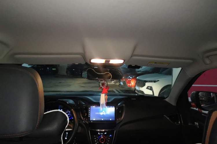 Used CHANGAN CS75 2016 1.5T Manual Active Model Headliner