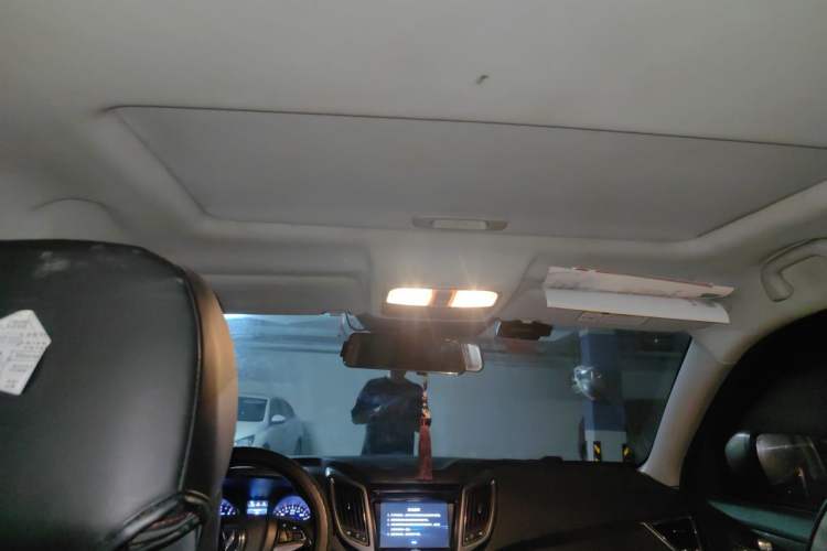 Used CHANGAN CS75 2016 2.0L Manual Luxury Version China V Standard Headliner