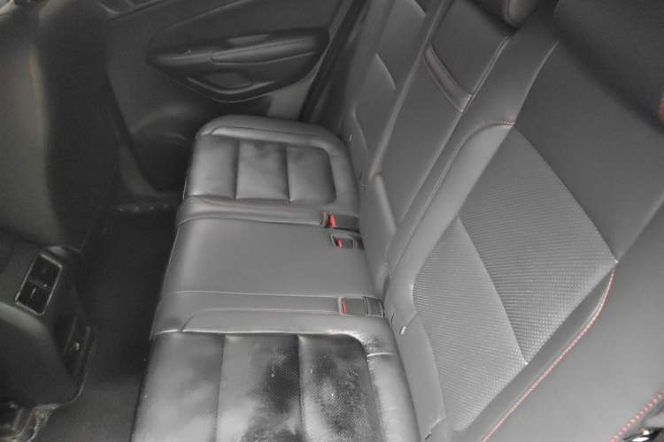 Used CHANGAN CS75 2016 2.0L Manual Luxury Version China IV Standard Left Rear Seat
