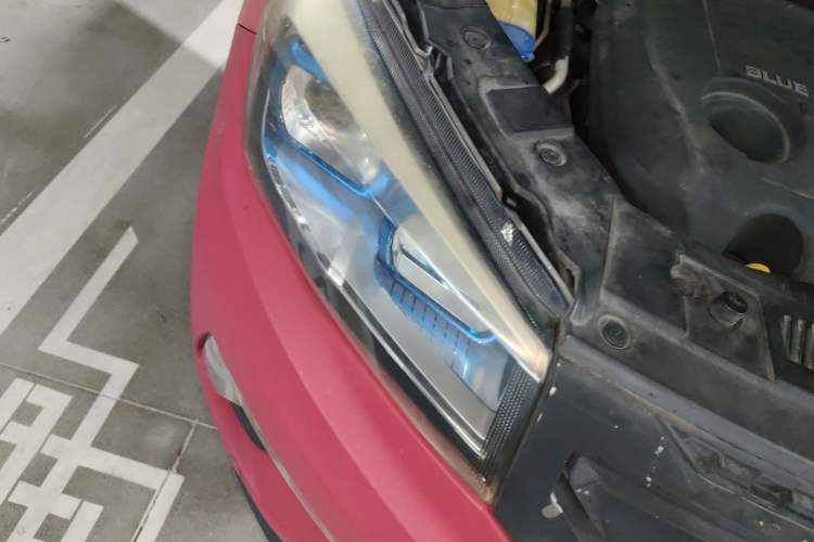 Used CHANGAN CS75 2016 1.8T Automatic Elite Model China V Standard Right Front Headlight