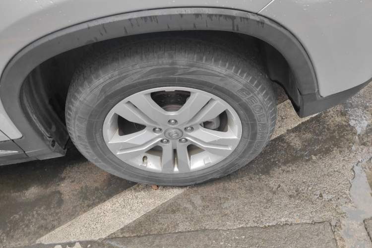 Used CHANGAN CS75 2016 2.0L Manual Luxury Version China IV Standard Right Front Wheel Hub