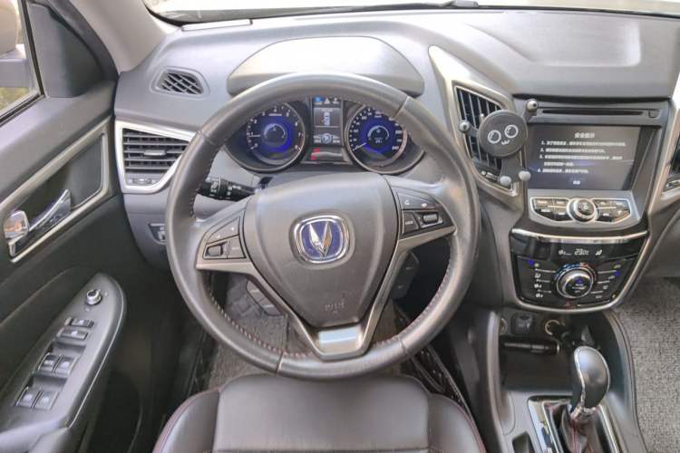 Used CHANGAN CS75 2016 1.8T Automatic Elite Model China V Standard Steering Wheel