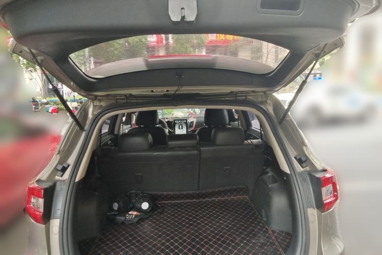 Used CHANGAN CS75 2016 2.0L Manual Leading Version China V Standard Trunk