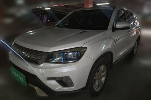 Used CHANGAN CS75 2016 2.0L Manual Luxury Version China V Standard