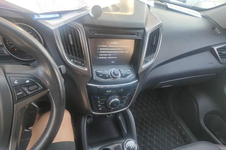 Used CHANGAN CS75 2016 1.5T Manual FENGSHANG Model Audio And AC Panel