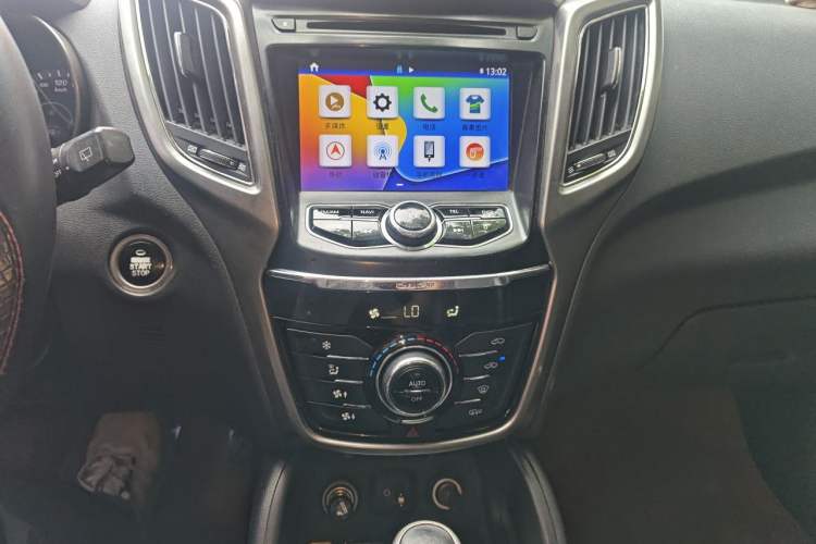 Used CHANGAN CS75 2016 1.8T Automatic Elite Model China V Standard Audio And AC Panel