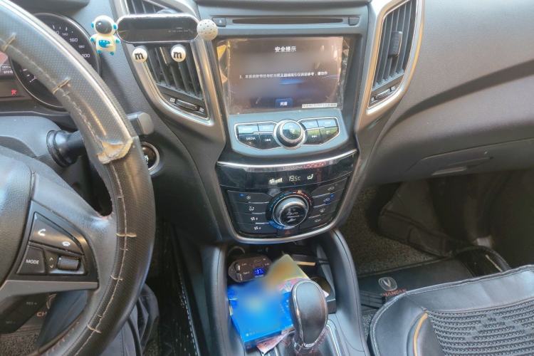 Used CHANGAN CS75 2016 1.8T Automatic Elite Model China V Standard Audio And AC Panel