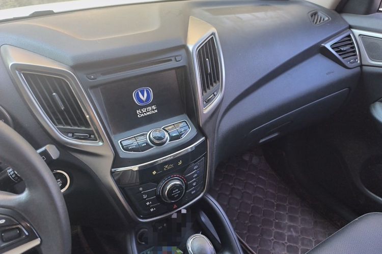 Used CHANGAN CS75 2016 1.8T Automatic Elite Model China V Standard Audio And AC Panel