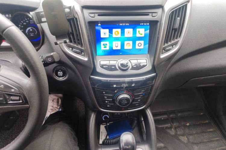 Used CHANGAN CS75 2016 1.8T Automatic Prestige Model China V Standard Audio And AC Panel
