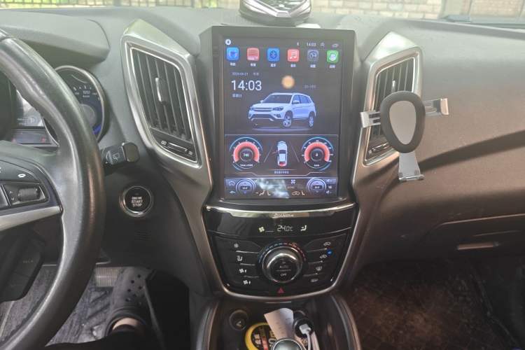 Used CHANGAN CS75 2016 1.8T Automatic Elite Model China V Standard Audio And AC Panel