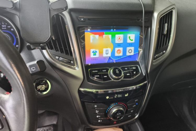 Used CHANGAN CS75 2016 1.8T Automatic Elite Model China V Standard Audio And AC Panel