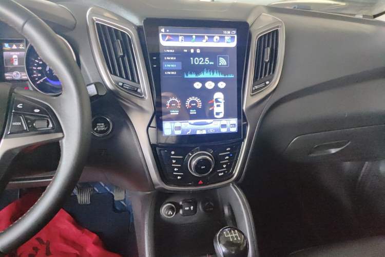 Used CHANGAN CS75 2016 2.0L Manual Luxury Version China IV Standard Audio And AC Panel