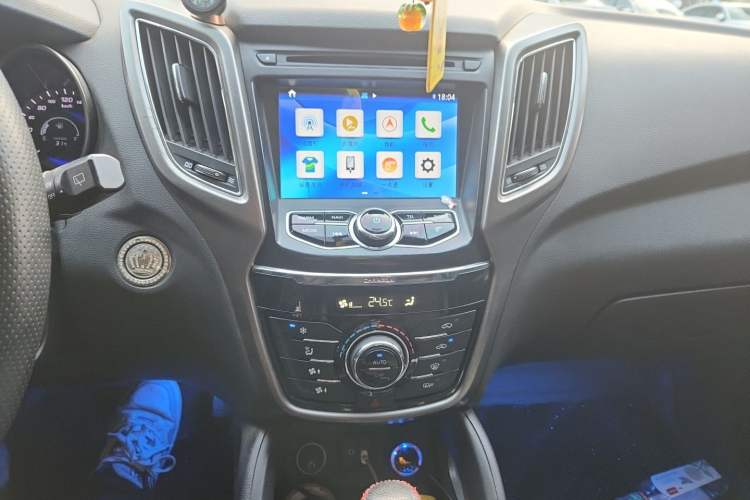 Used CHANGAN CS75 2016 1.8T Automatic Elite Model China V Standard Audio And AC Panel