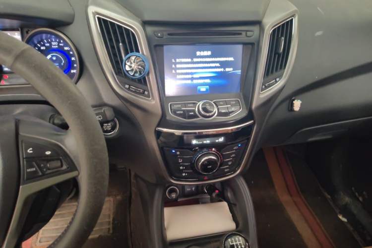 Used CHANGAN CS75 2016 1.5T Manual FENGSHANG Model Audio And AC Panel