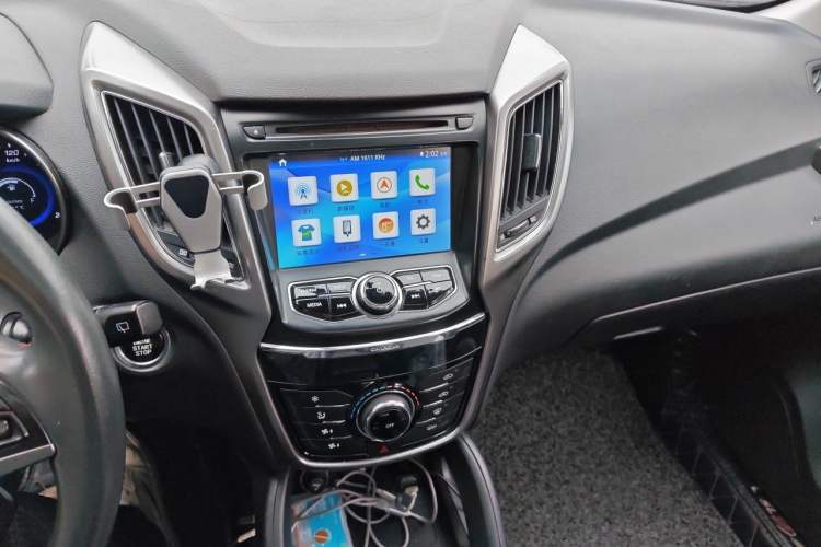 Used CHANGAN CS75 2016 1.5T Manual FENGSHANG Model Audio And AC Panel