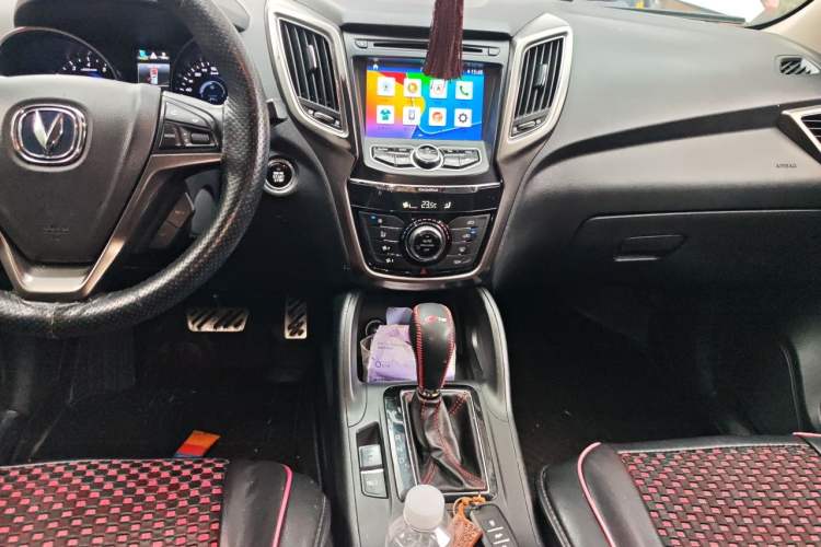 Used CHANGAN CS75 2016 1.8T Automatic Elite Model China V Standard Audio And AC Panel