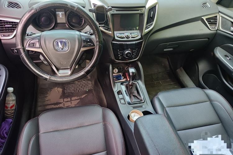 Used CHANGAN CS75 2016 1.8T Automatic Elite Model China V Standard Center Console