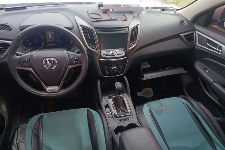 Used CHANGAN CS75 2016 1.8T Automatic Elite Model China V Standard Center Console
