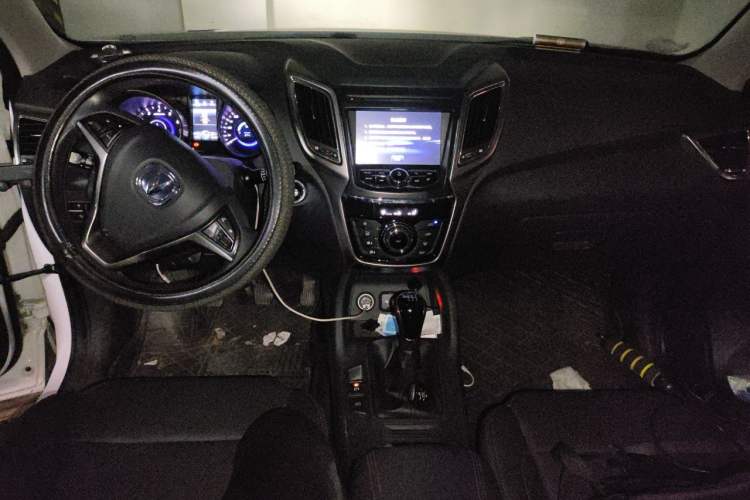 Used CHANGAN CS75 2016 1.5T Manual FENGSHANG Model Center Console