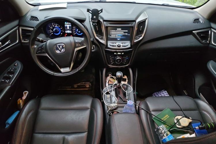 Used CHANGAN CS75 2016 1.8T Automatic Elite Model China V Standard Center Console