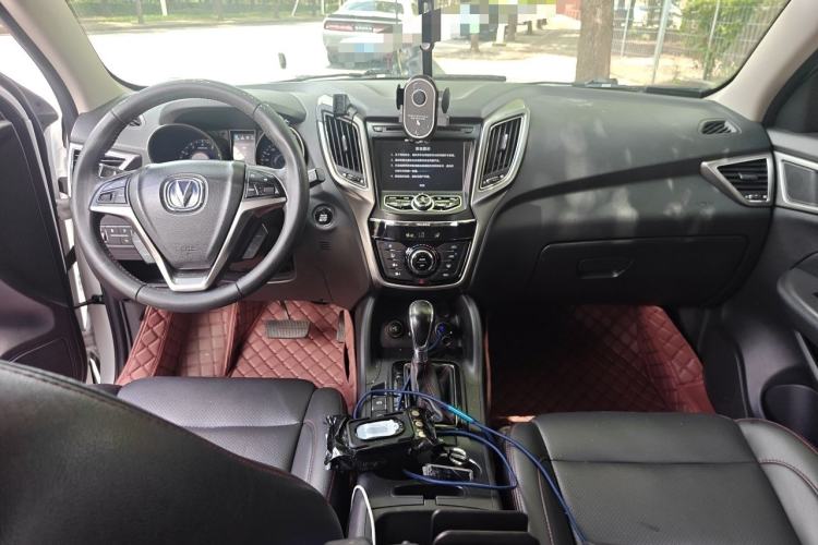 Used CHANGAN CS75 2016 1.8T Automatic Prestige Model China V Standard Center Console