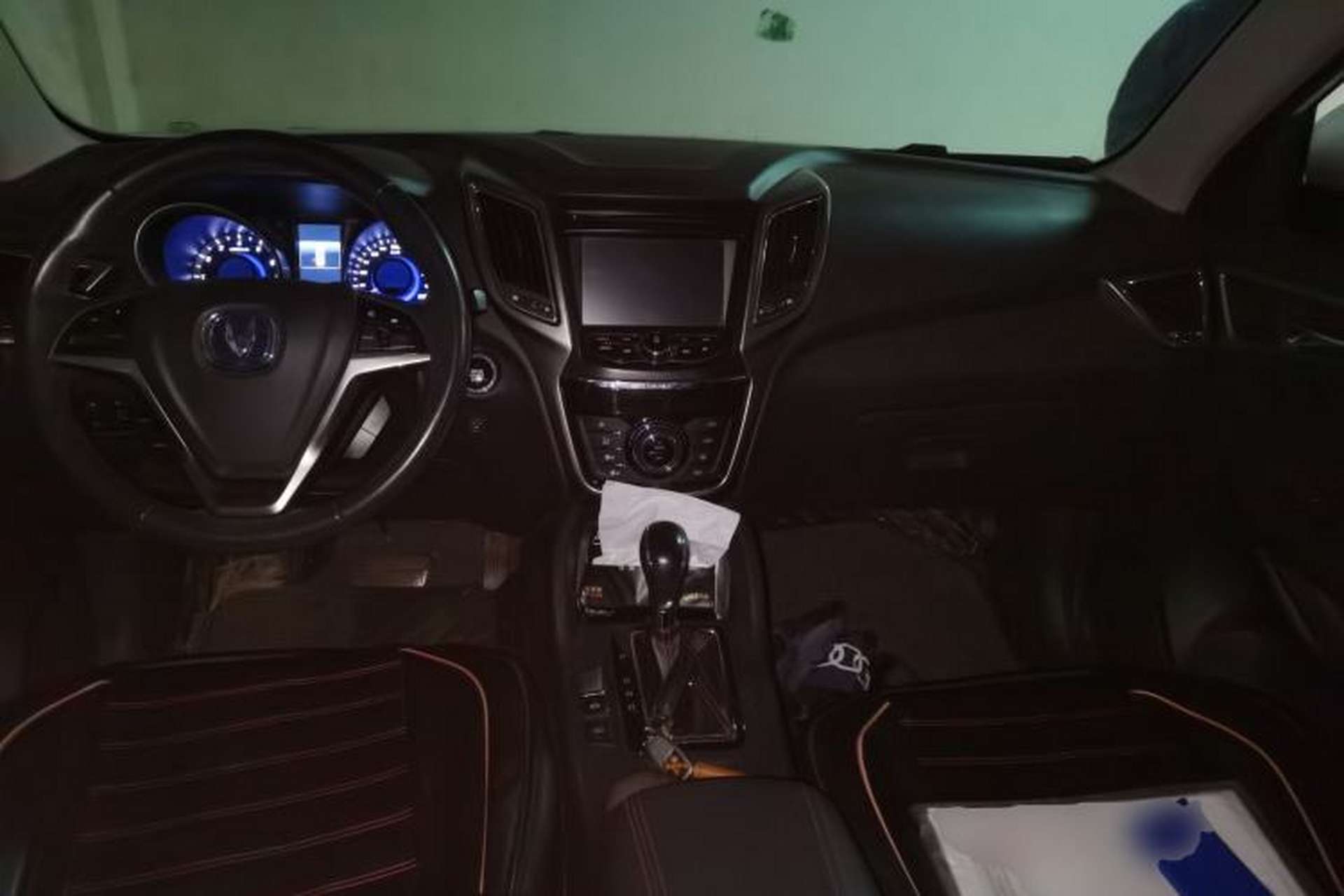 Used CHANGAN CS75 2016 1.8T Automatic Elite Model China V Standard Center Console