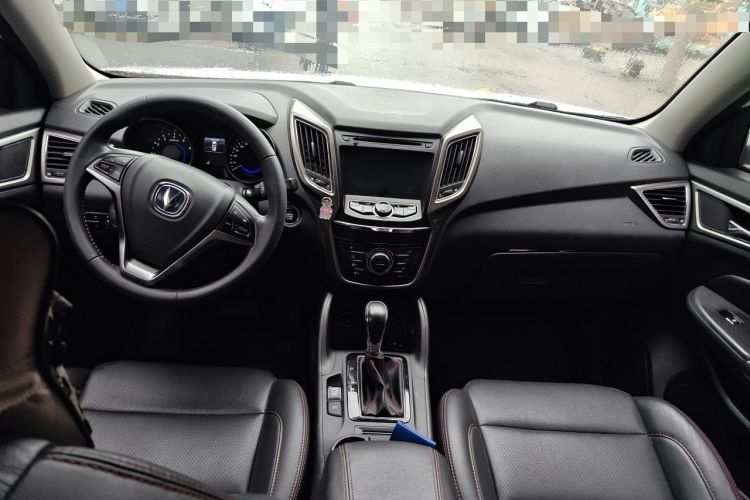 Used CHANGAN CS75 2016 1.8T Automatic Elite Model China V Standard Center Console