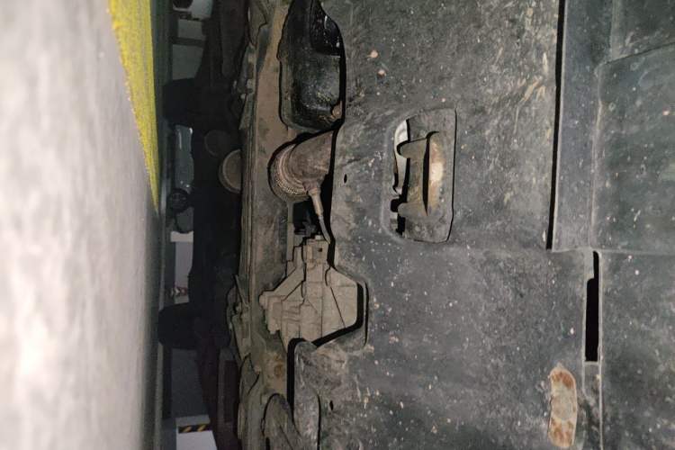 Used CHANGAN CS75 2016 1.5T Manual FENGSHANG Model Chassis Front