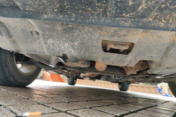 Used CHANGAN CS75 2016 1.5T Manual FENGSHANG Model Chassis Front