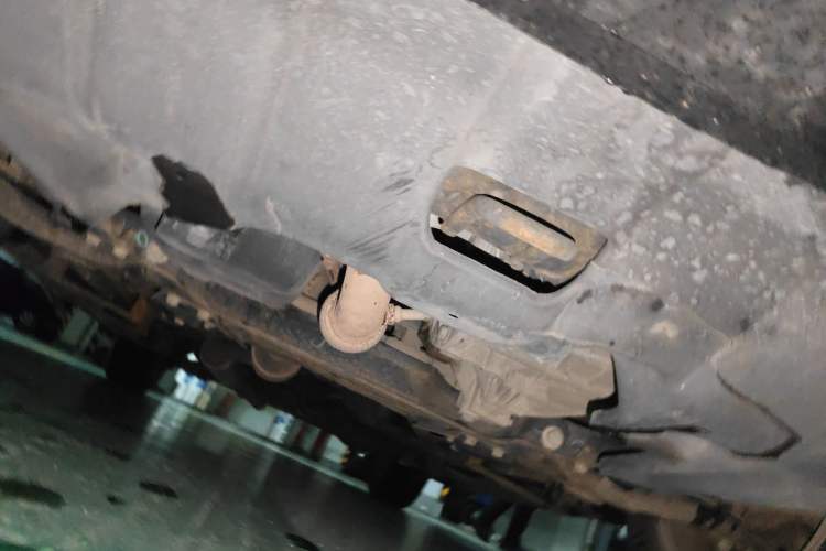 Used CHANGAN CS75 2016 1.5T Manual FENGSHANG Model Chassis Front