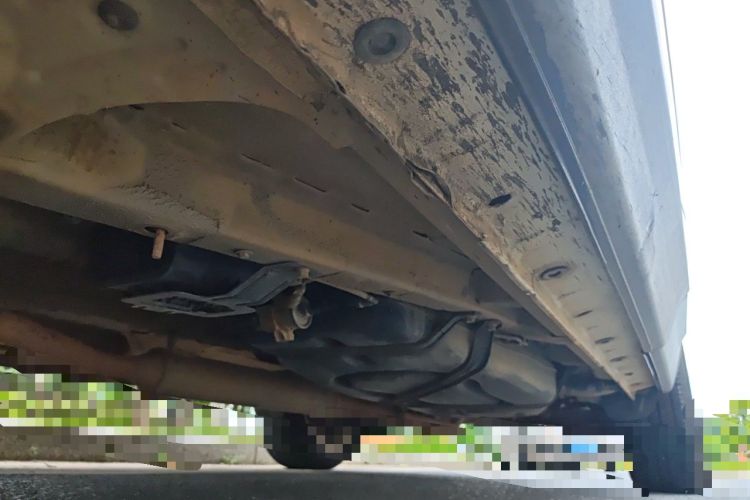 Used CHANGAN CS75 2016 1.5T Manual FENGSHANG Model Chassis Front Left