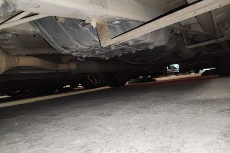 Used CHANGAN CS75 2016 1.5T Manual FENGSHANG Model Chassis Front Left