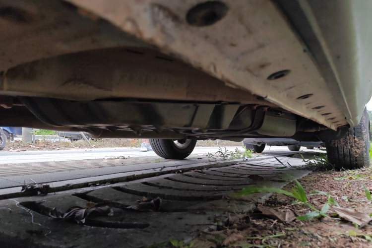 Used CHANGAN CS75 2016 1.5T Manual FENGSHANG Model Chassis Front Left