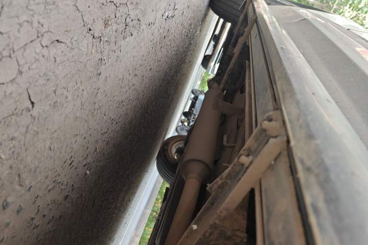 Used CHANGAN CS75 2016 1.5T Manual FENGSHANG Model Chassis Front Right