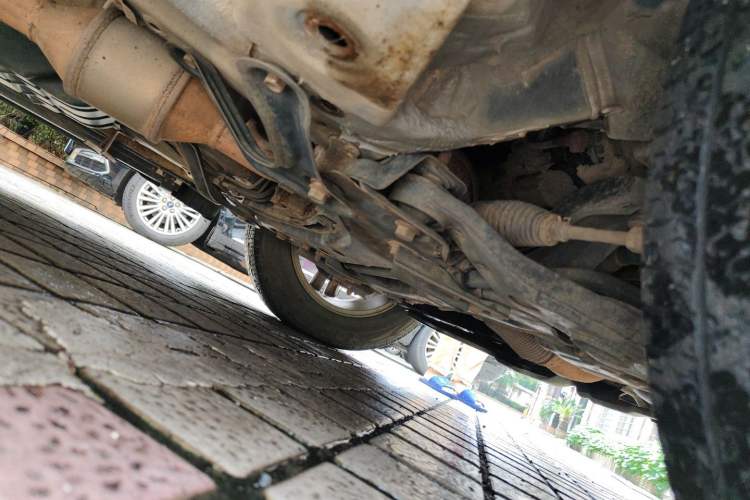 Used CHANGAN CS75 2016 1.5T Manual FENGSHANG Model Chassis Front Right