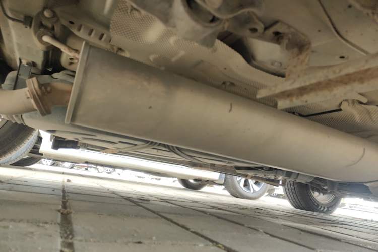 Used CHANGAN CS75 2016 1.8T Automatic Elite Model China IV Standard Chassis Front Right