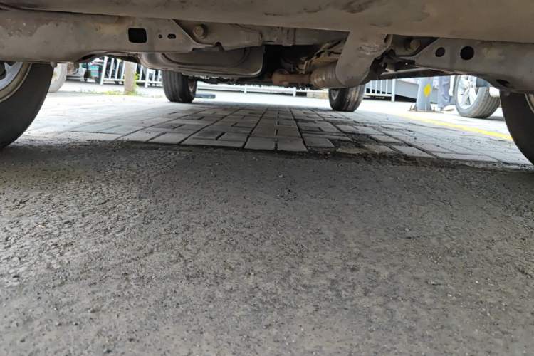 Used CHANGAN CS75 2016 1.5T Manual FENGSHANG Model Chassis Rear
