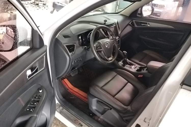 Used CHANGAN CS75 2016 1.8T Automatic Elite Model China V Standard Driver Seat