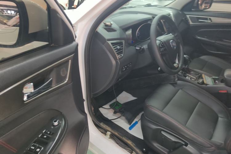 Used CHANGAN CS75 2016 1.8T Automatic Elite Model China V Standard Driver Seat