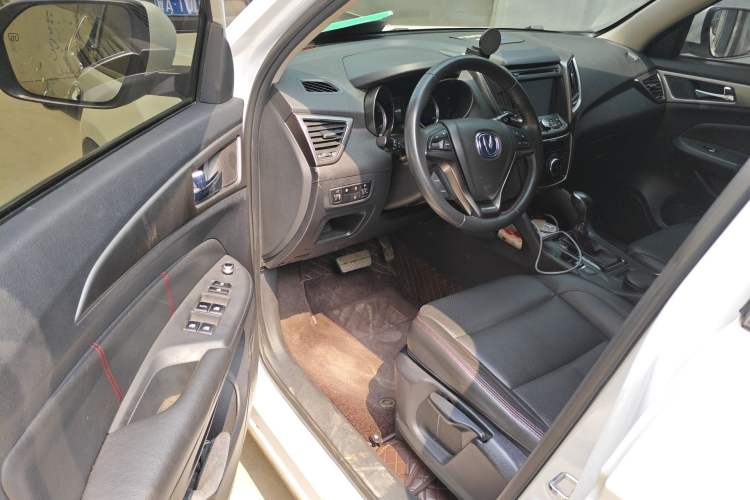 Used CHANGAN CS75 2016 1.8T Automatic Elite Model China V Standard Driver Seat