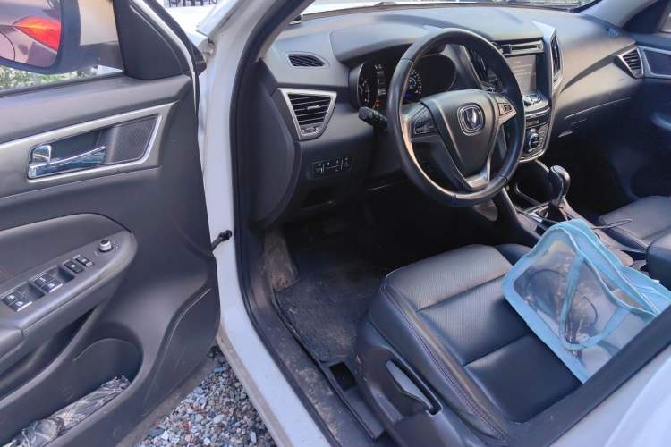 Used CHANGAN CS75 2016 1.8T Automatic Elite Model China V Standard Driver Seat