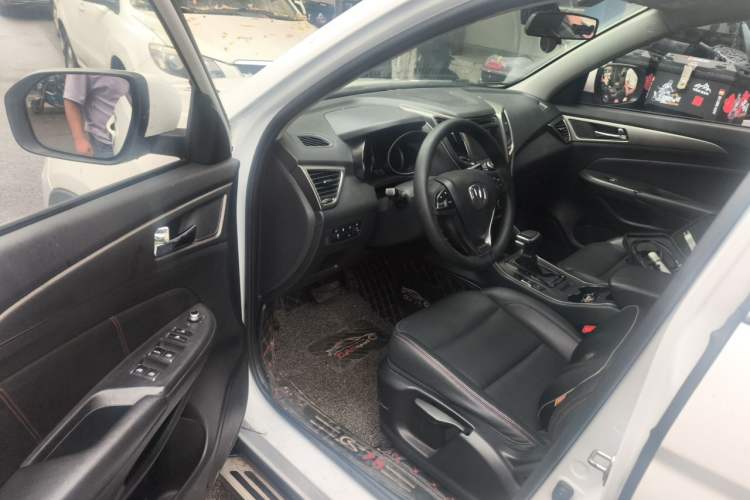 Used CHANGAN CS75 2016 1.8T Automatic Elite Model China V Standard Driver Seat