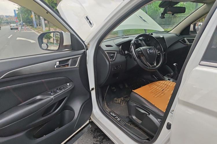 Used CHANGAN CS75 2016 1.5T Manual FENGSHANG Model Driver Seat