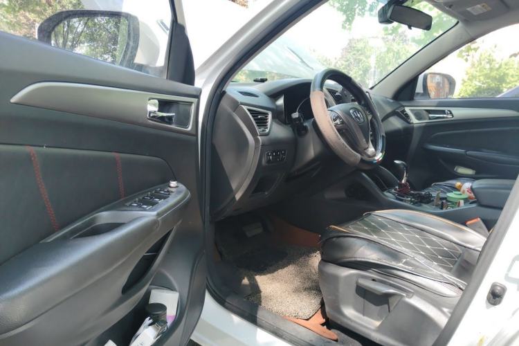 Used CHANGAN CS75 2016 1.8T Automatic Elite Model China V Standard Driver Seat
