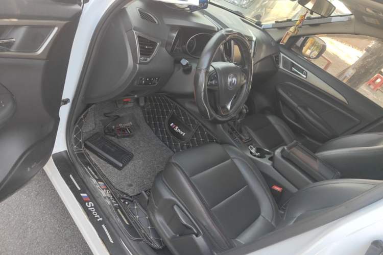 Used CHANGAN CS75 2016 1.8T Automatic Elite Model China IV Standard Driver Seat