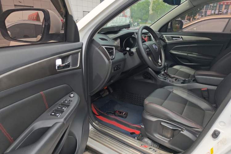 Used CHANGAN CS75 2016 1.8T Automatic Elite Model China V Standard Driver Seat