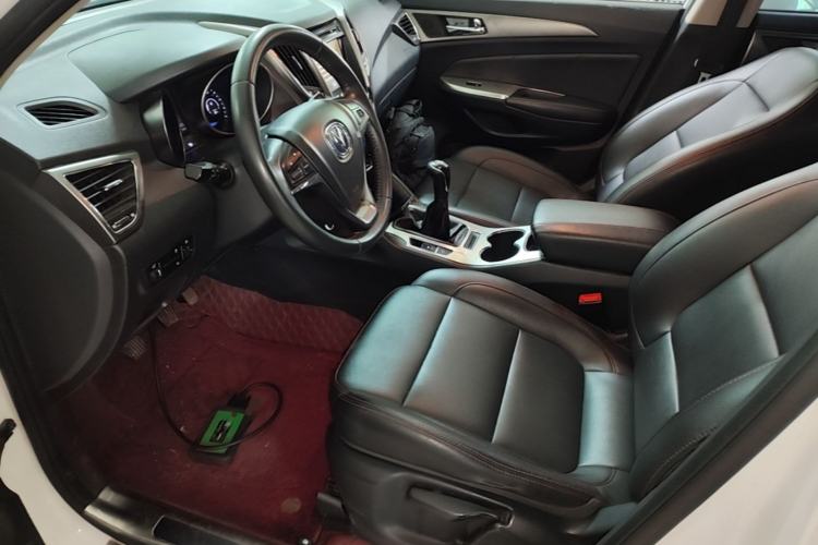 Used CHANGAN CS75 2016 2.0L Manual Luxury Version China V Standard Driver Seat